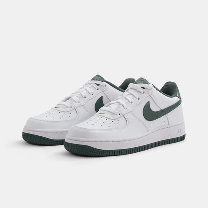 Nike Air Force 1 LV8